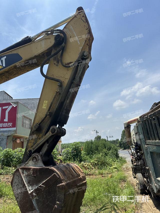 大臂整體?右側(cè)（工作和回轉(zhuǎn)裝置）