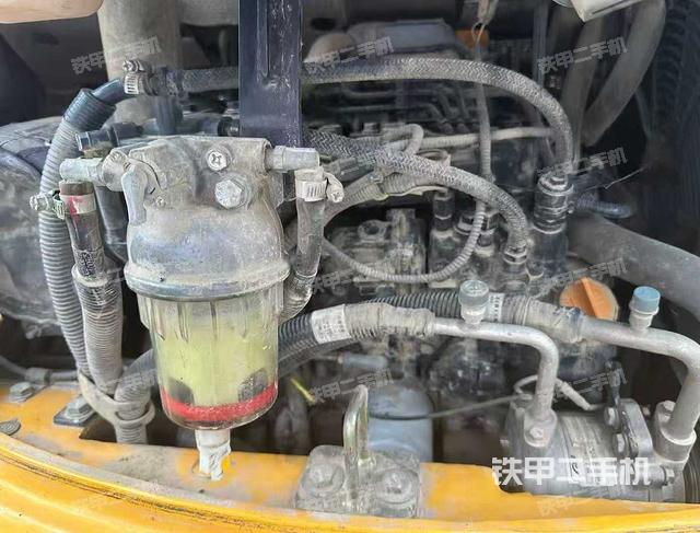 发动机整体俯视(整机外观) 发动机整体俯视(整机外观)