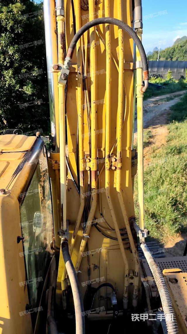 小臂整體右前（工作和回轉(zhuǎn)裝置）