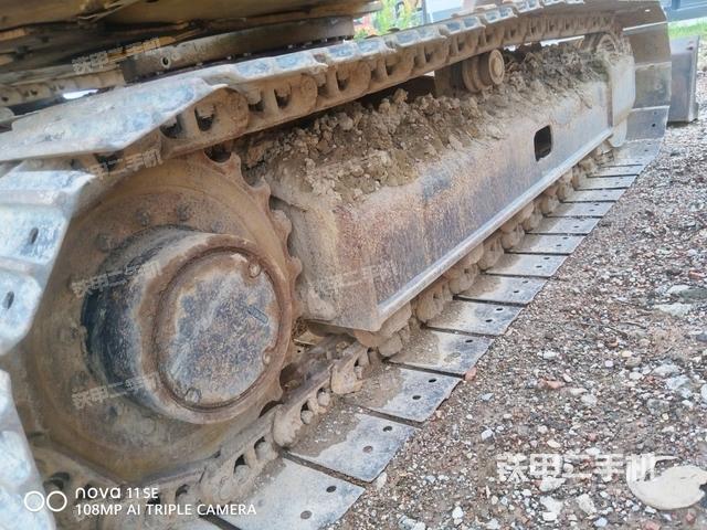 單側(cè)履帶整體（整機(jī)外觀）