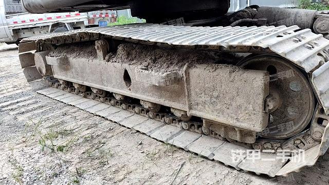 左驅(qū)動(dòng)輪（行走機(jī)構(gòu)）