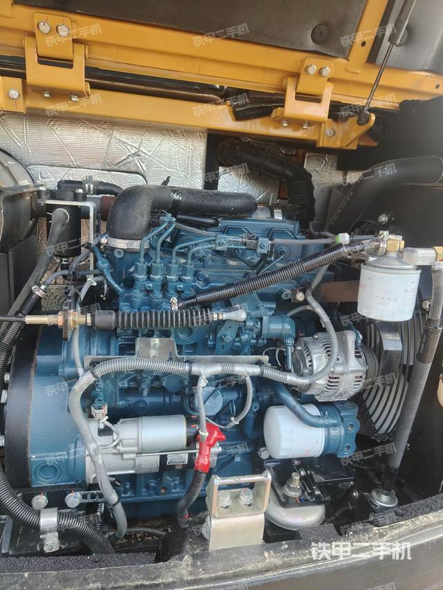 發(fā)動(dòng)機(jī)整體俯視（整機(jī)外觀）