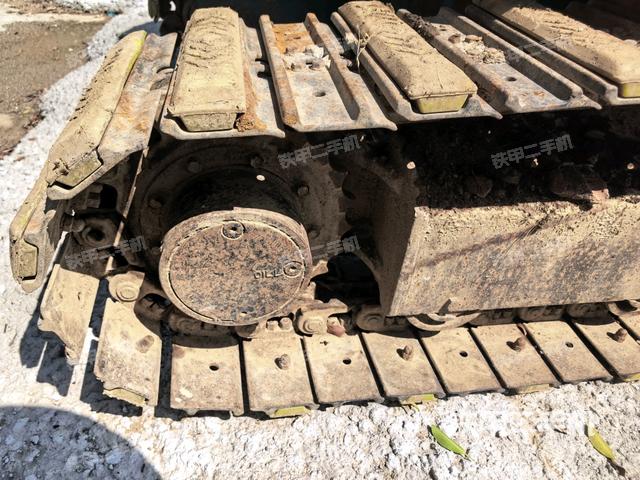 左驅(qū)動(dòng)輪（行走機(jī)構(gòu)）