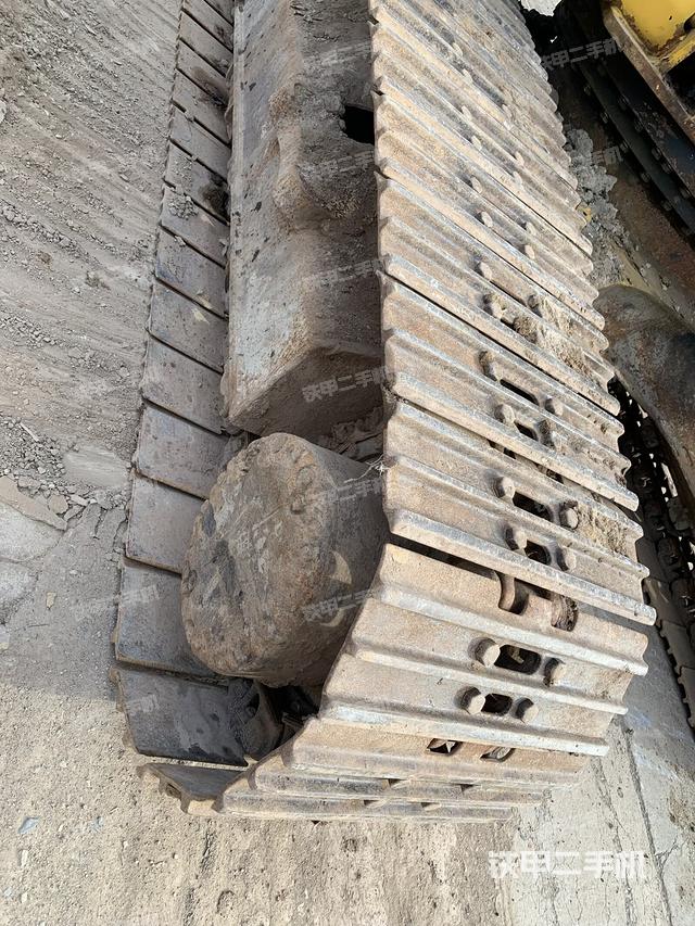 单侧履带整体（整机外观）