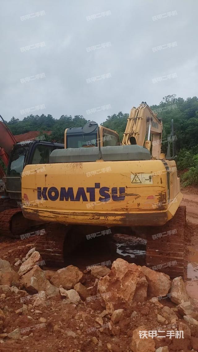 整機(jī)右后45°(整機(jī)外觀) 整機(jī)右后45°(整機(jī)外觀)