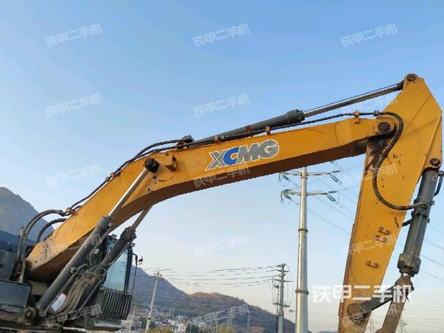 大臂整体 右侧（工作和回转装置）