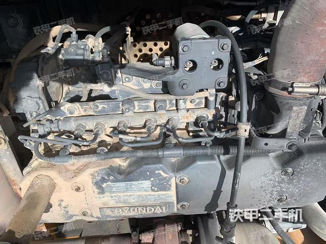 发动机整体俯视（整机外观）