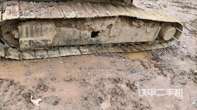 單側(cè)履帶整體（整機(jī)外觀(guān)）