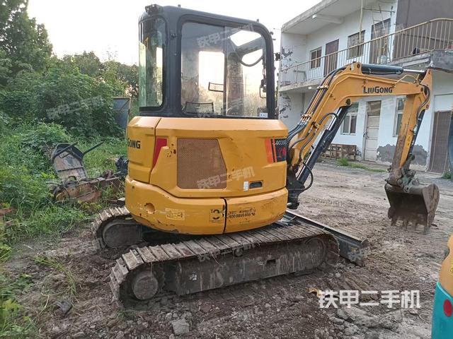 整机右后45°(整机外观) 整机右后45°(整机外观)