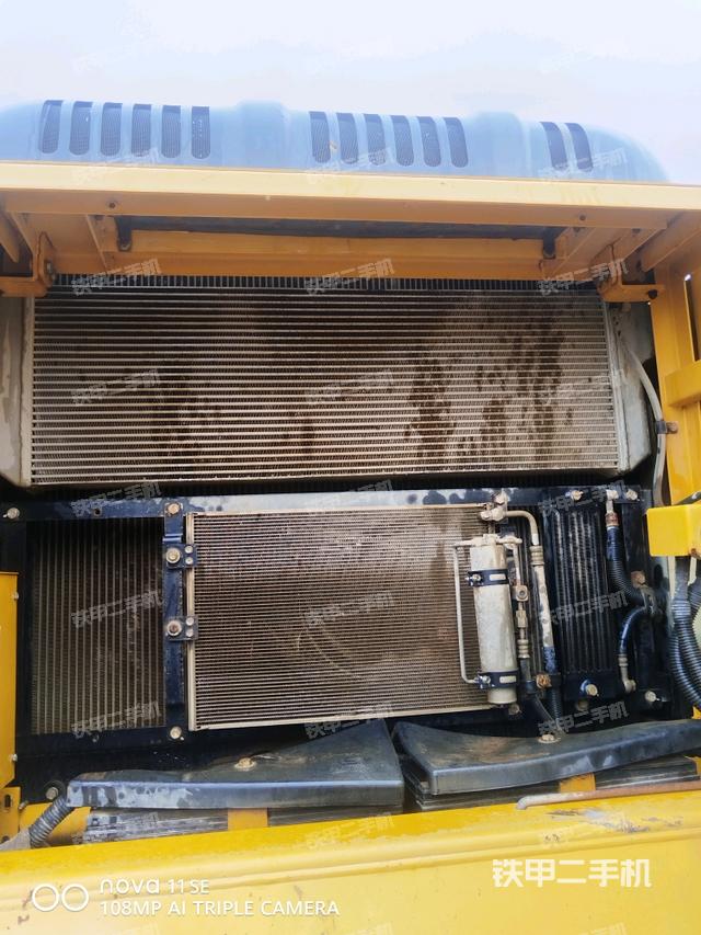 散熱器正面（大件艙室）