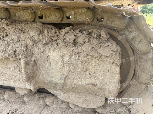 左驱动轮(行走机构) 左驱动轮(行走机构)