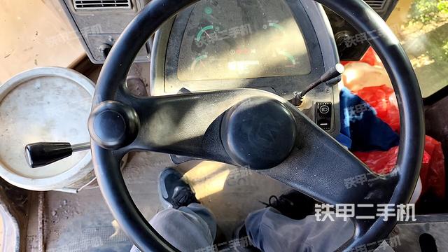 前挡风玻璃标 （驾驶室部分）