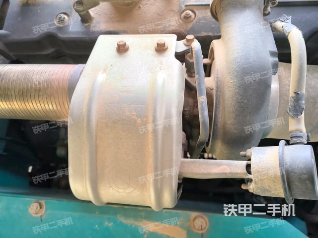 發(fā)動(dòng)機(jī)室（上車部件）