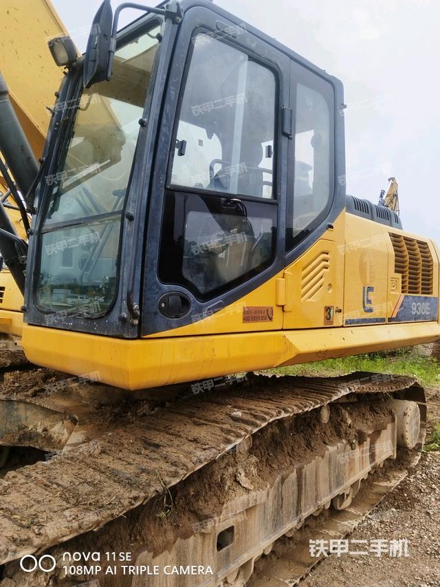 駕駛室左前45度（駕駛室部分）