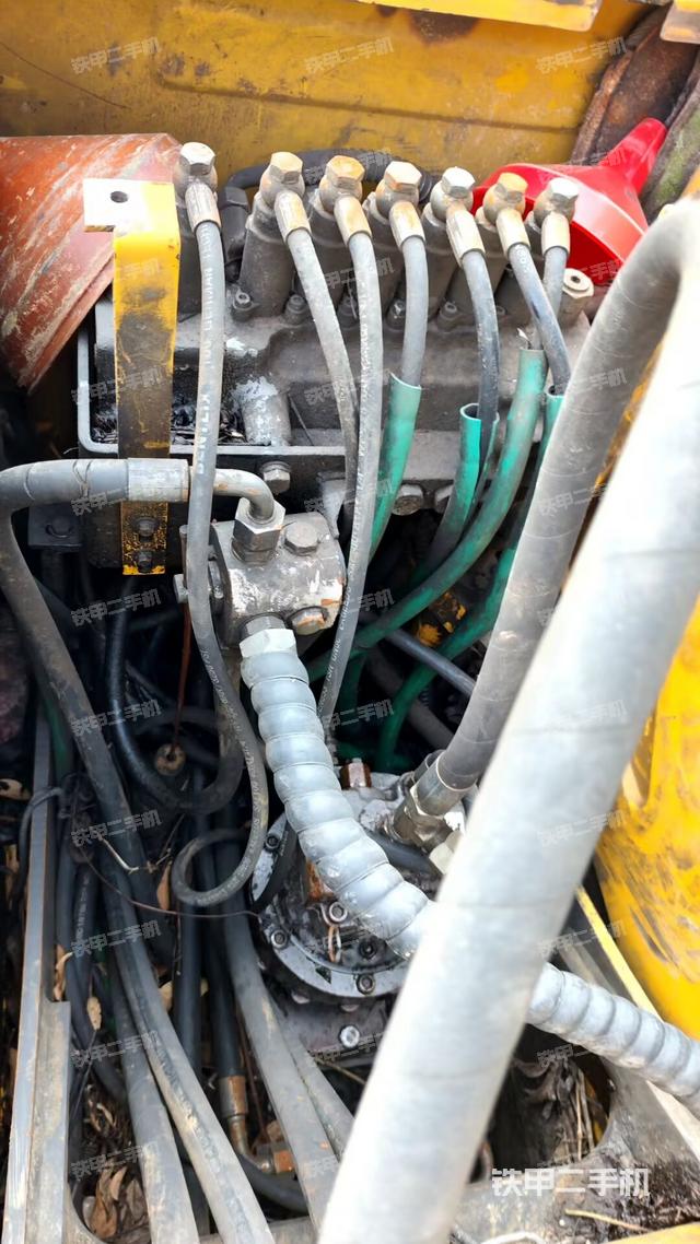 液壓泵室（大件艙室）