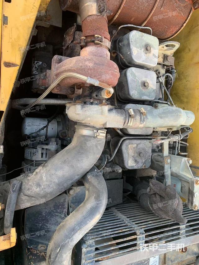 发动机整体俯视（整机外观）