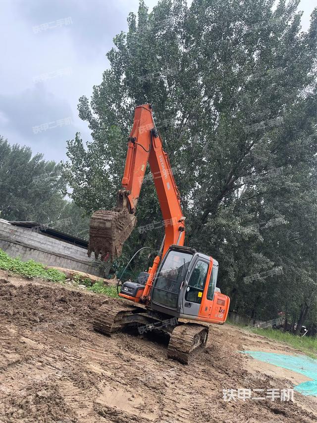 日立ZX120挖掘機