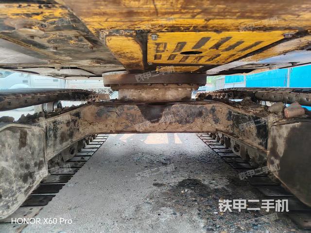 駕駛室整體（整機(jī)外觀）