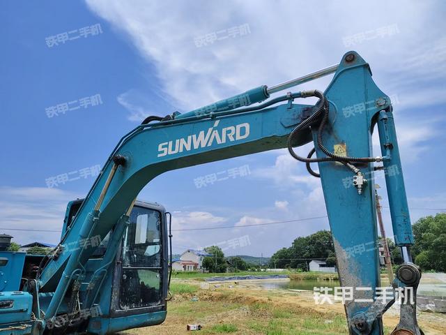 小臂整體右前（工作和回轉(zhuǎn)裝置）