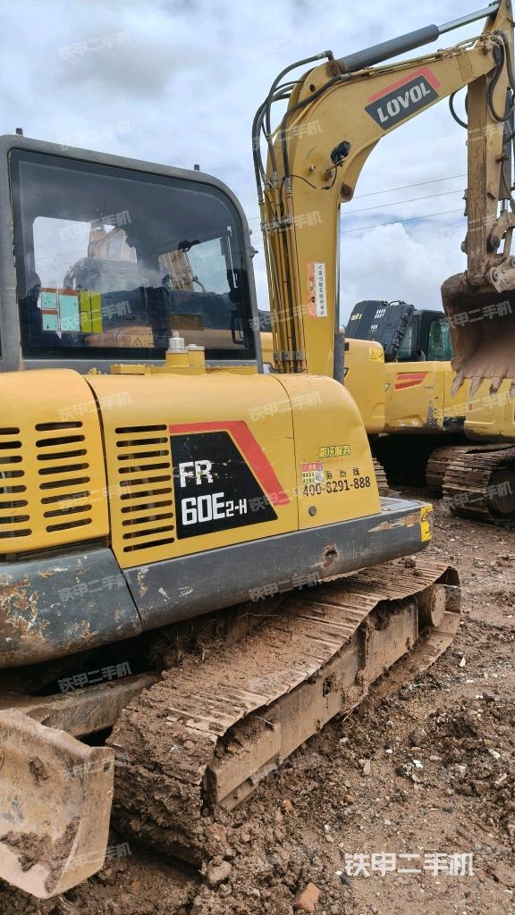 整機(jī)右后45°（整機(jī)外觀(guān)）