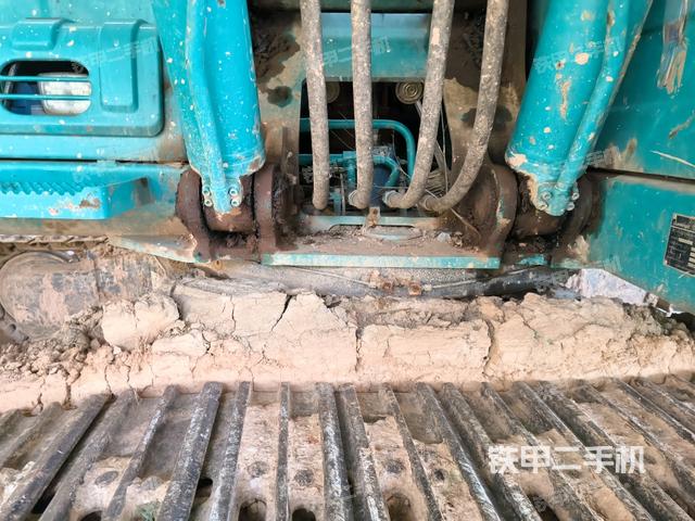 大臂根部?斜視（工作和回轉(zhuǎn)裝置）