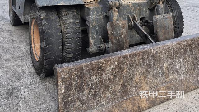 右侧履带整体（行走机构）