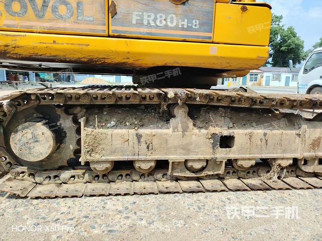 單側(cè)履帶整體（整機(jī)外觀）