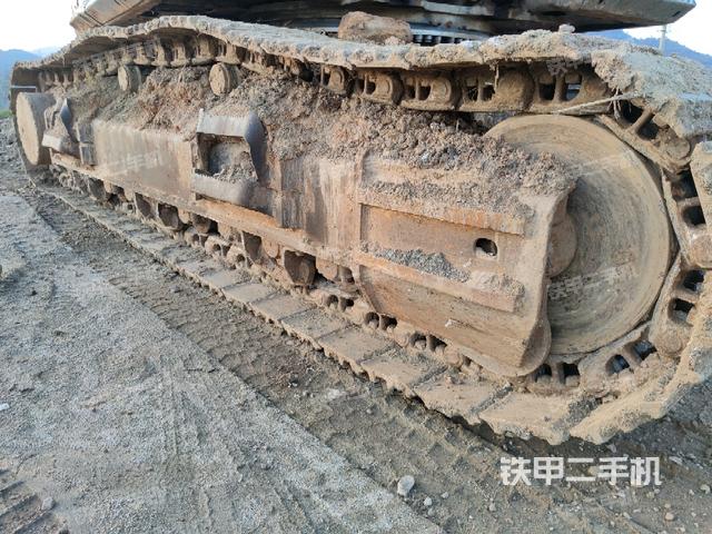 右侧履带整体（行走机构）