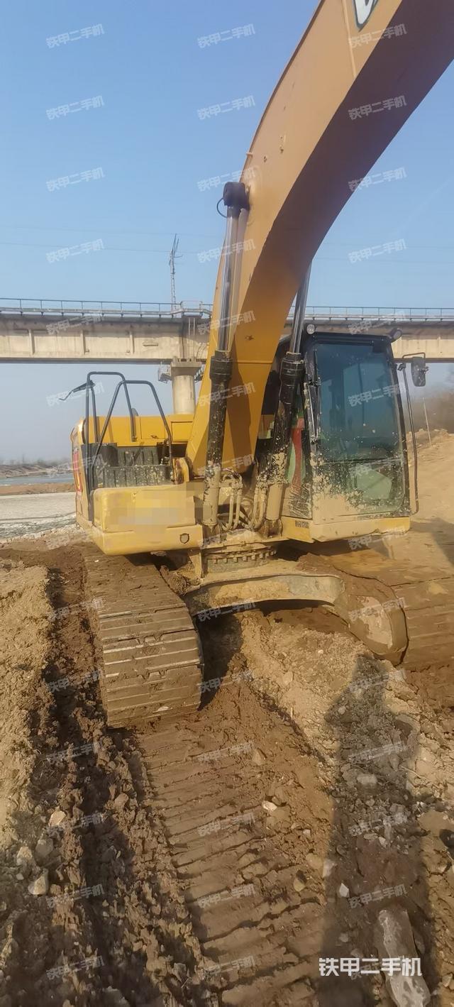 駕駛室頂部（整機(jī)外觀）