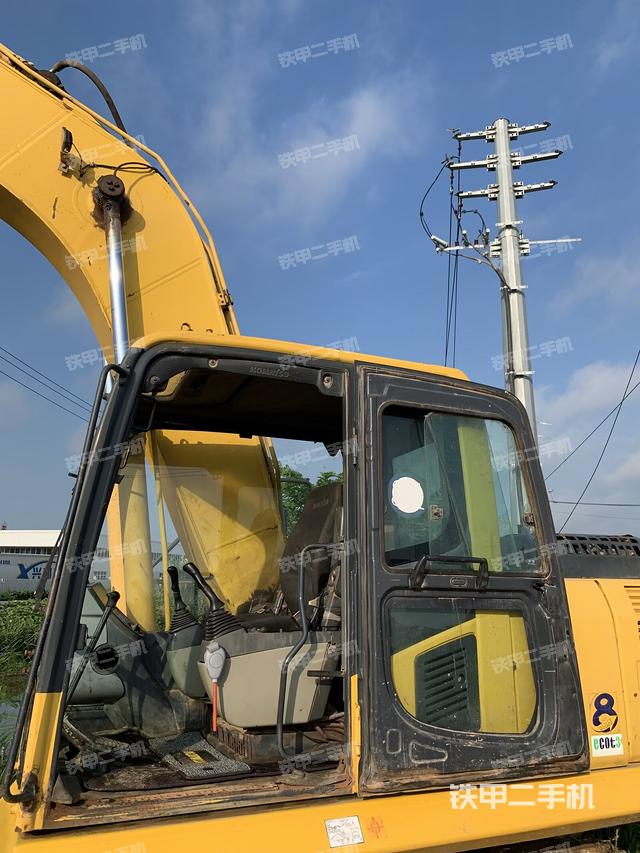 駕駛室整體（整機(jī)外觀）