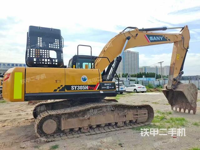 整机右后45°(整机外观) 整机右后45°(整机外观)