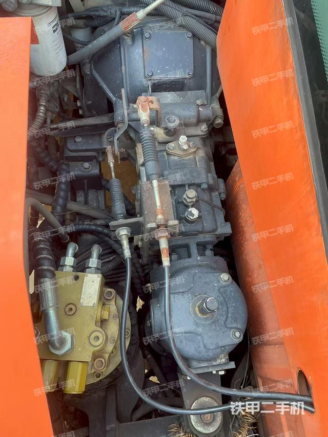 液压泵室（大件舱室）