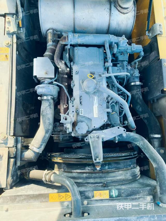 發(fā)動機(jī)整體俯視（整機(jī)外觀）