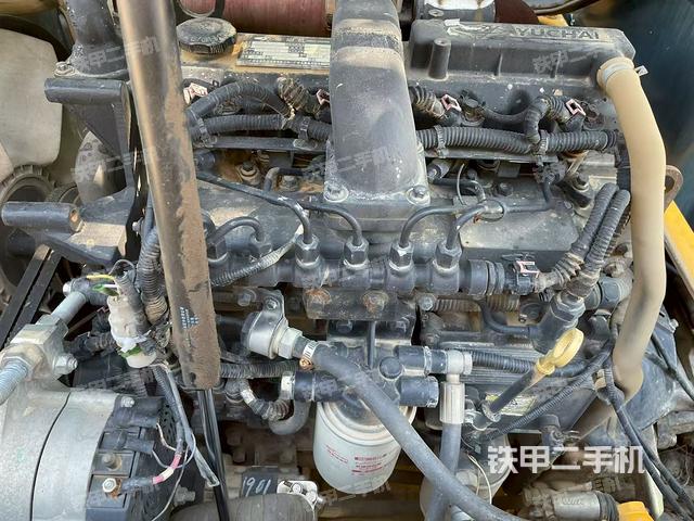 发动机室（上车部件）