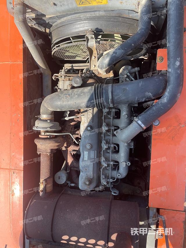 發(fā)動(dòng)機(jī)整體俯視(整機(jī)外觀) 發(fā)動(dòng)機(jī)整體俯視(整機(jī)外觀)