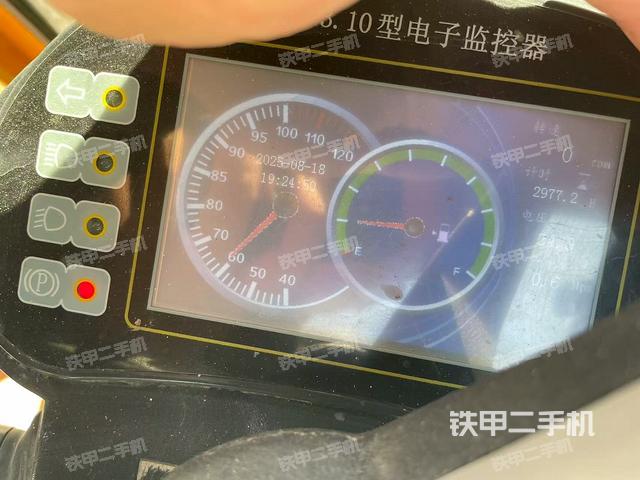 显示屏 （驾驶室部分）