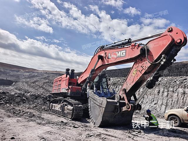 整機(jī)右后45°(整機(jī)外觀) 整機(jī)右后45°(整機(jī)外觀)