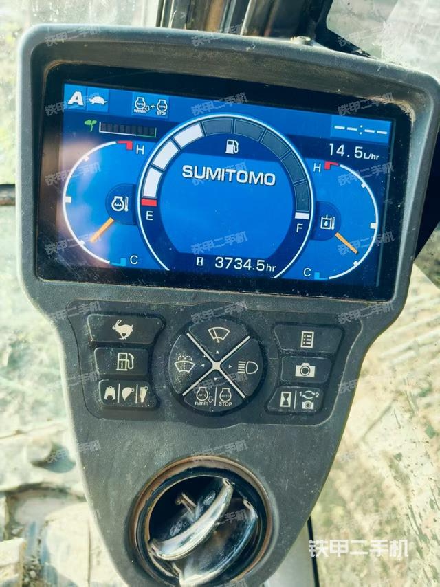 駕駛室頂部（整機(jī)外觀）