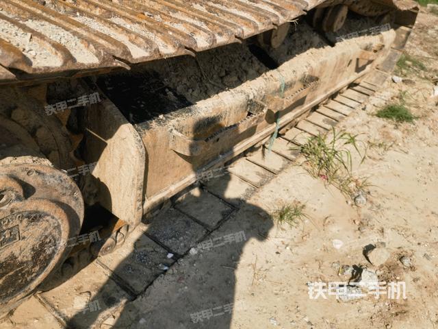 单侧履带整体（整机外观）