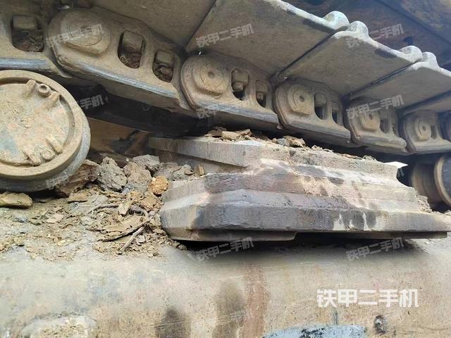 单侧履带整体（整机外观）