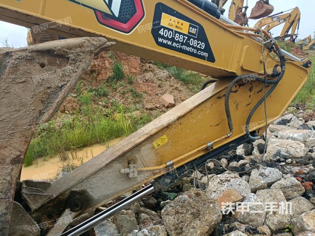 小臂整體左后（工作和回轉(zhuǎn)裝置）