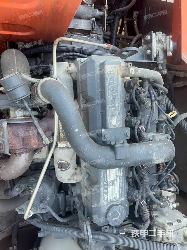 发动机室（上车部件）