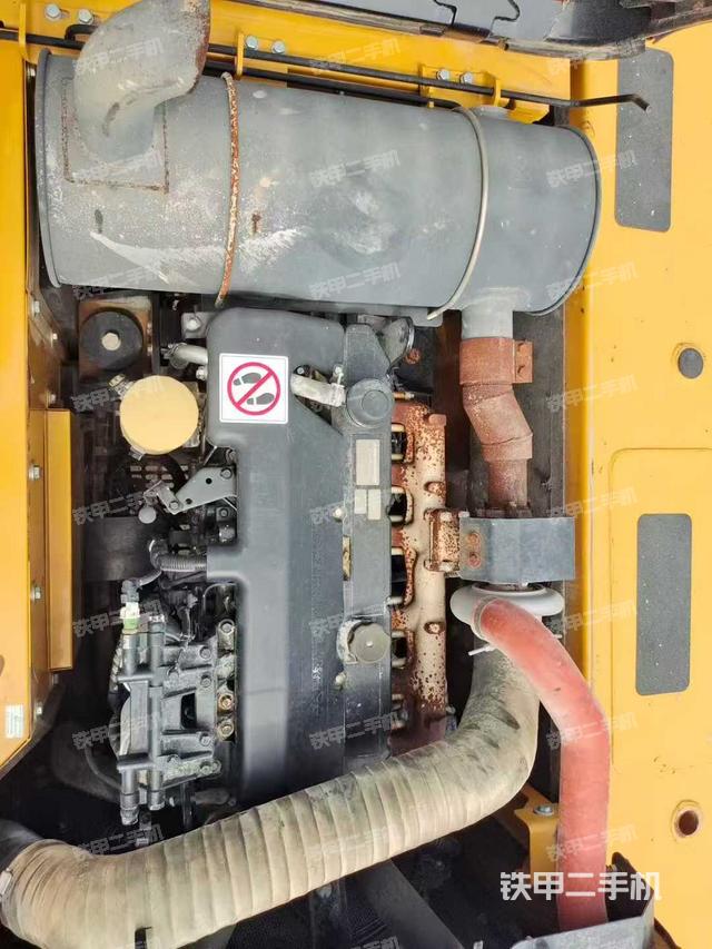 发动机整体俯视(整机外观) 发动机整体俯视(整机外观)