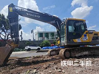 沃尔沃EC120D挖掘机实拍图片