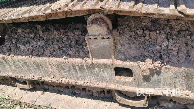 單側(cè)履帶整體（整機外觀）