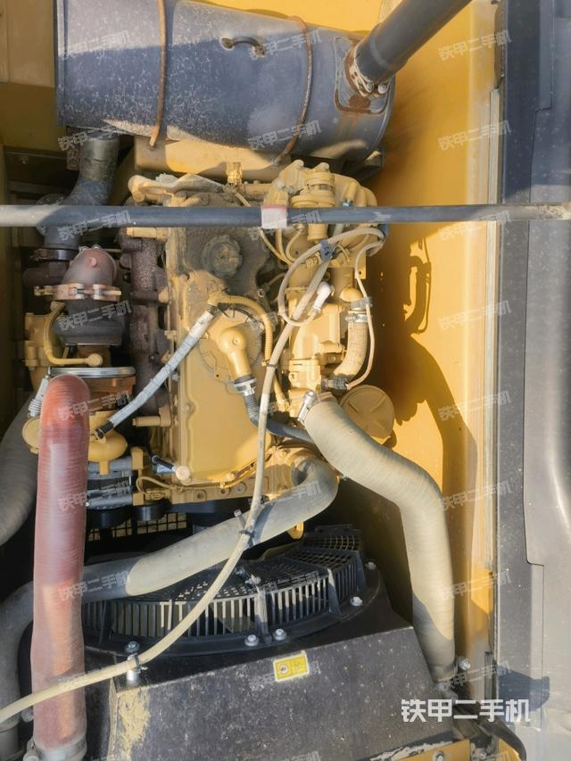 發(fā)動機(jī)整體俯視（整機(jī)外觀）