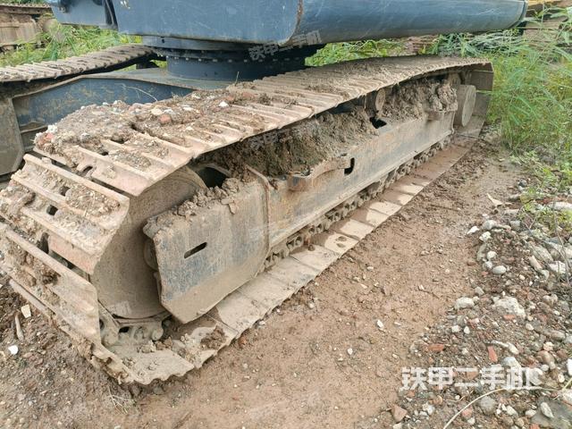 单侧履带整体（整机外观）