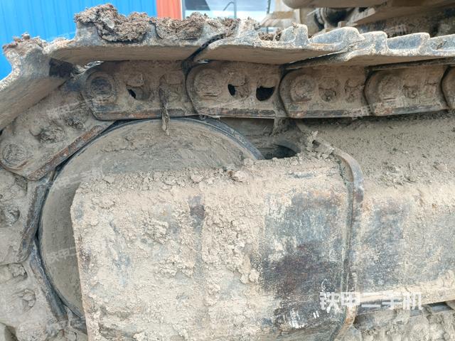 左側(cè)履帶整體?（行走機構(gòu)）