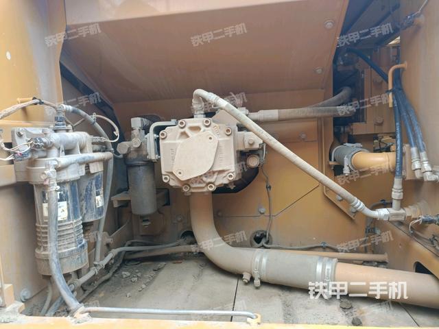 液壓泵室（大件艙室）