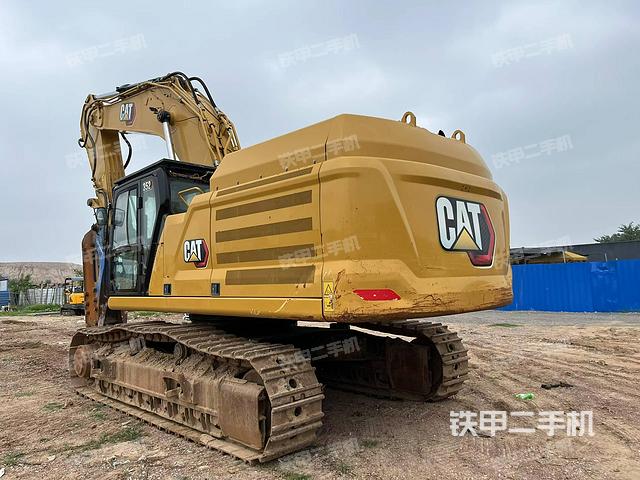 驾驶室顶部(整机外观) 驾驶室顶部(整机外观)